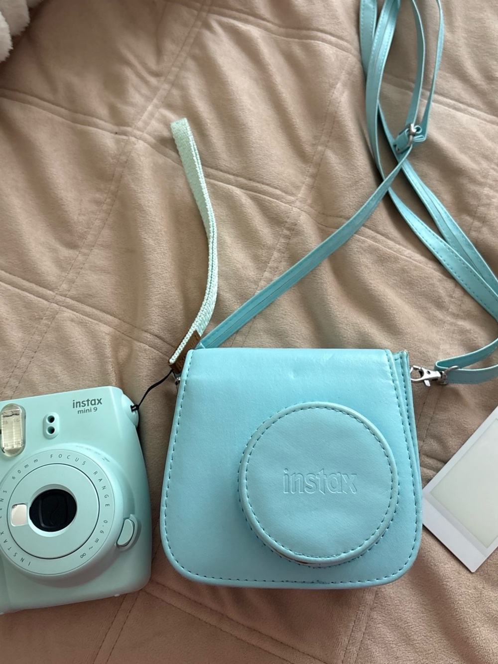 Fujifilm instax Mini 9 Instant Camera with Mint Blue Case